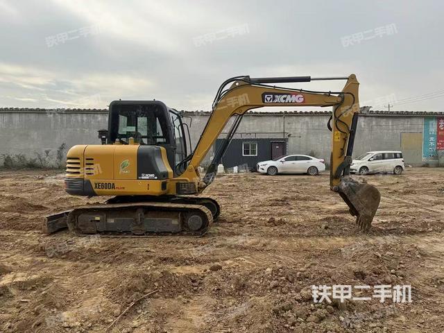 整機(jī)右后45°（整機(jī)外觀）