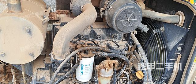 发动机整体俯视（整机外观）