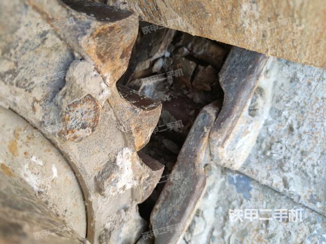 左托鏈輪和鏈筋（行走機(jī)構(gòu)）