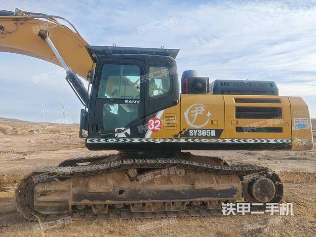 三一重工SY365H挖掘机