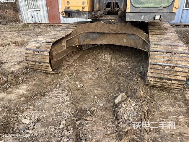 單側(cè)履帶整體（整機(jī)外觀）