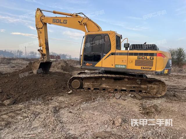 山东临工E6225F挖掘机