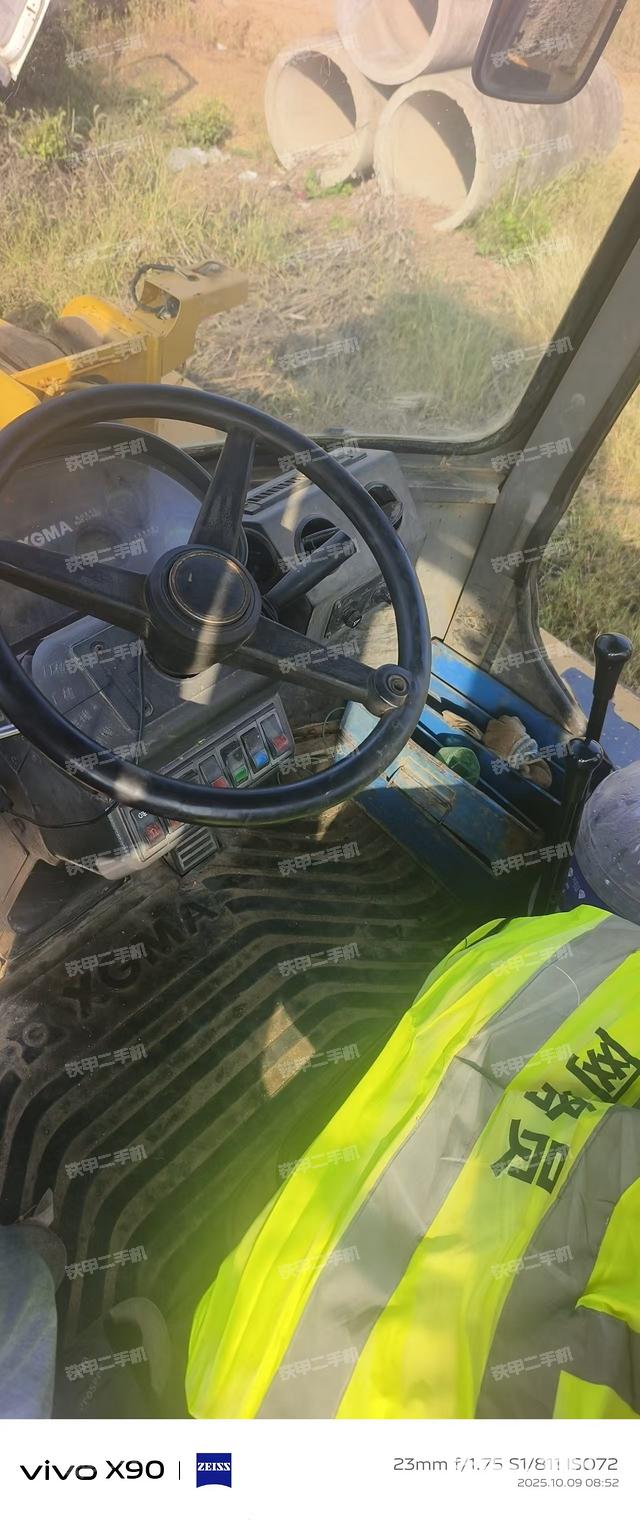 駕駛室工作臺（整機外觀及大件）