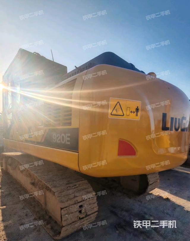 柳工CLG920E挖掘機