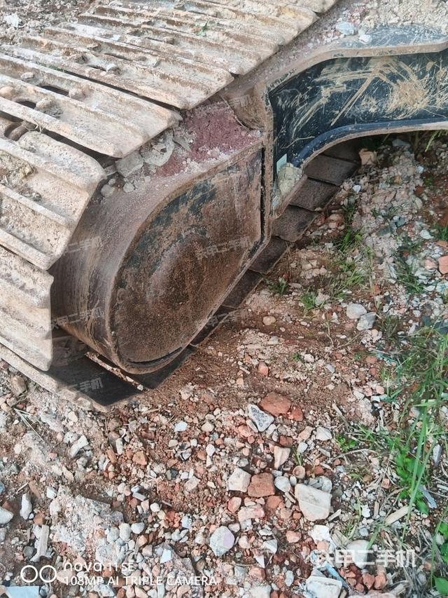 右侧行走马达盖板（行走机构）