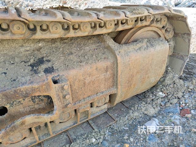 右侧行走马达盖板（行走机构）