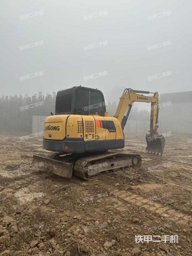 整机右后45°（整机外观）