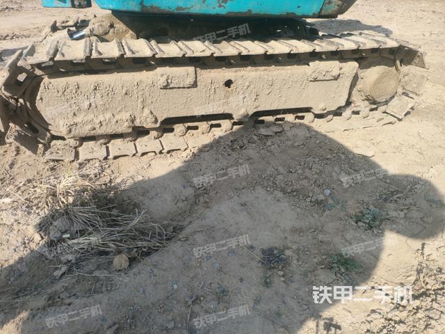 单侧履带整体（整机外观）