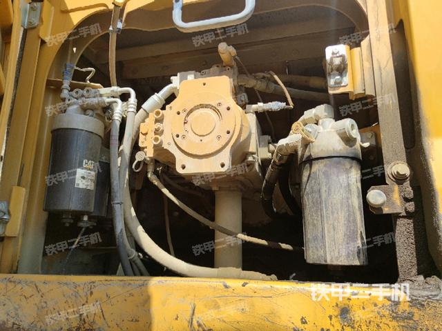 液压泵斜45 左（大件舱室）