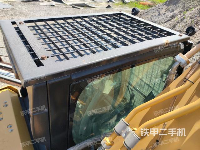 駕駛室頂部俯視（上車部件）