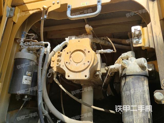 液压泵室（大件舱室）