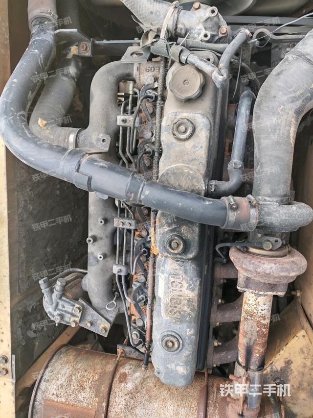 气门室盖螺丝特写（上车部件）