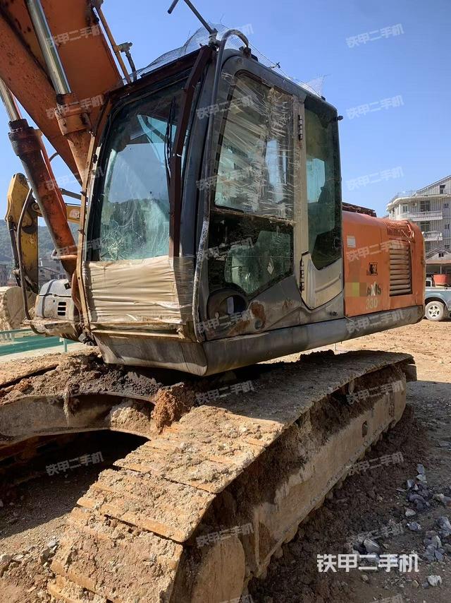 日立ZX200-3挖掘机