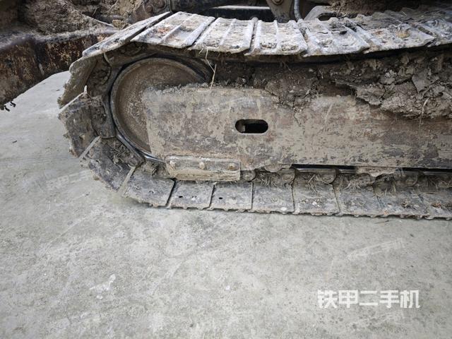 右侧履带整体 （行走机构）