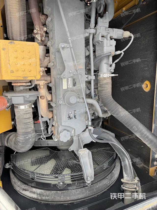 氣門室蓋螺絲特寫（上車部件）