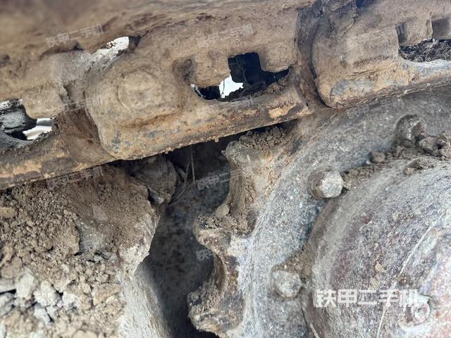 单侧履带整体（整机外观）