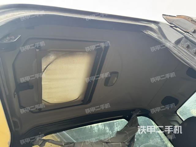 顶棚整体（驾驶室部分）