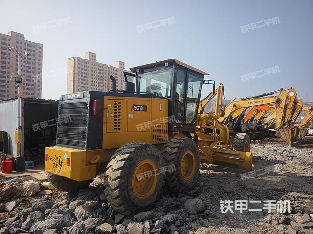 整機(jī)左側(cè)（設(shè)備外觀(guān)及核心部件）