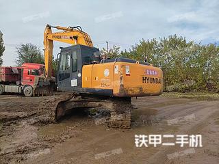 現(xiàn)代R225LC-7挖掘機(jī)