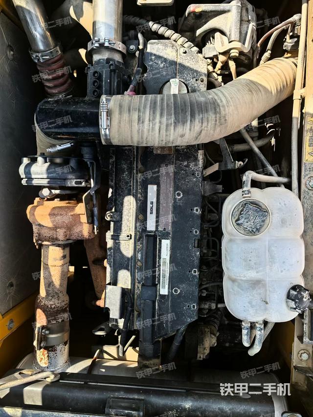 发动机整体俯视（整机外观）