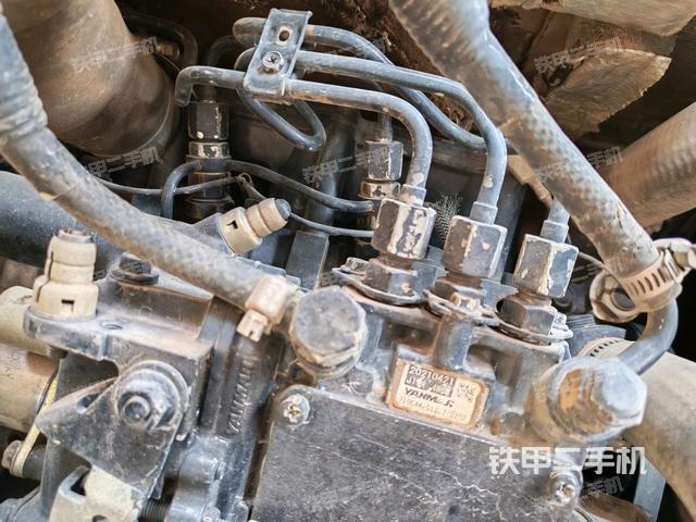 发动机室（上车部件）