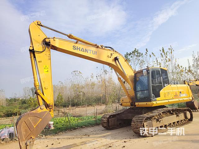 山推挖掘机SE215-9W挖掘机