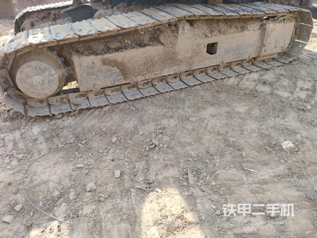 单侧履带整体（整机外观）