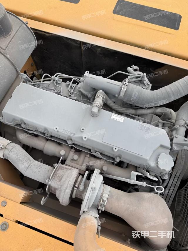 發(fā)動(dòng)機(jī)整體俯視（整機(jī)外觀）