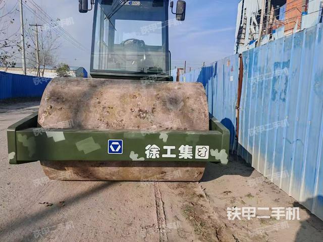 徐工XS140壓路機