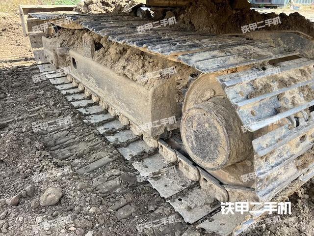 單側(cè)履帶整體（整機(jī)外觀(guān)）