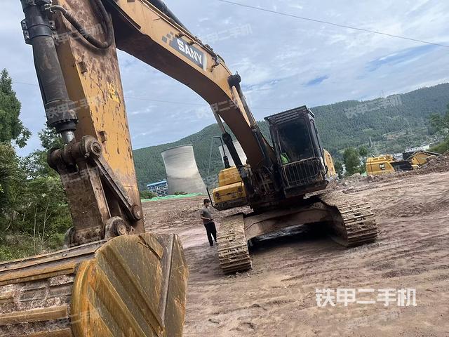 三一重工SY365H挖掘机