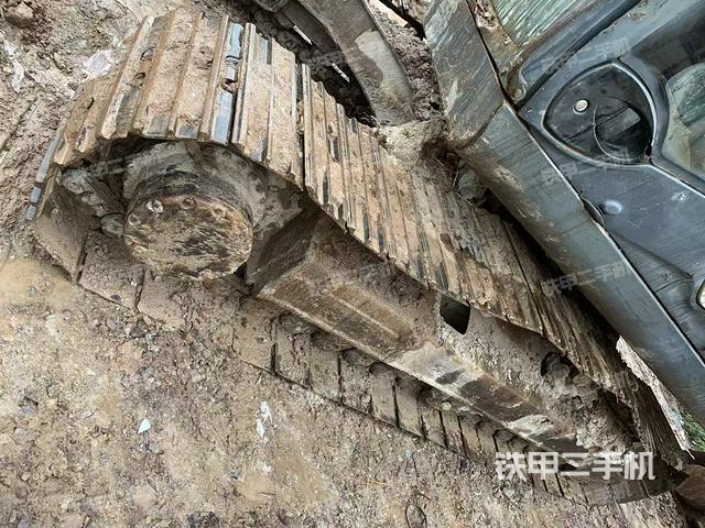 单侧履带整体（整机外观）