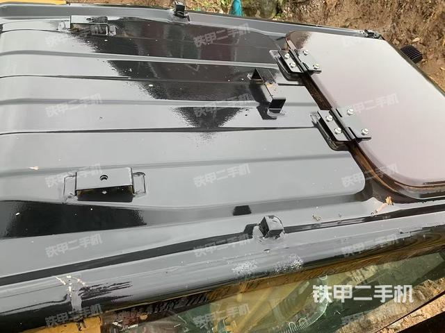 駕駛室頂部（整機(jī)外觀）