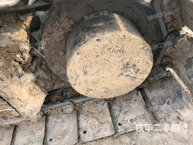 左驅(qū)動(dòng)輪（行走機(jī)構(gòu)）