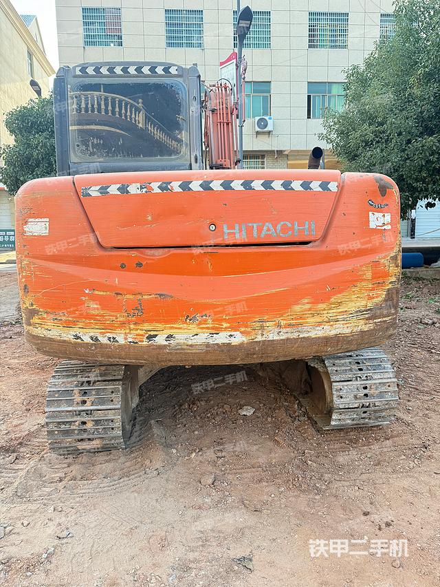 駕駛室頂部（整機(jī)外觀）