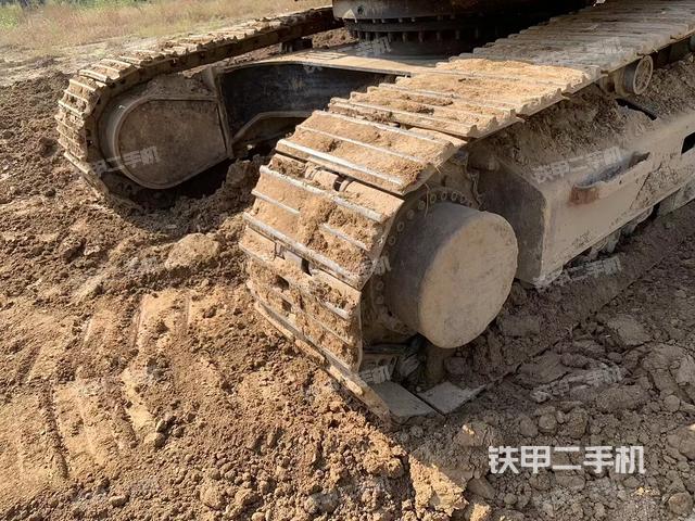 单侧履带整体（整机外观）