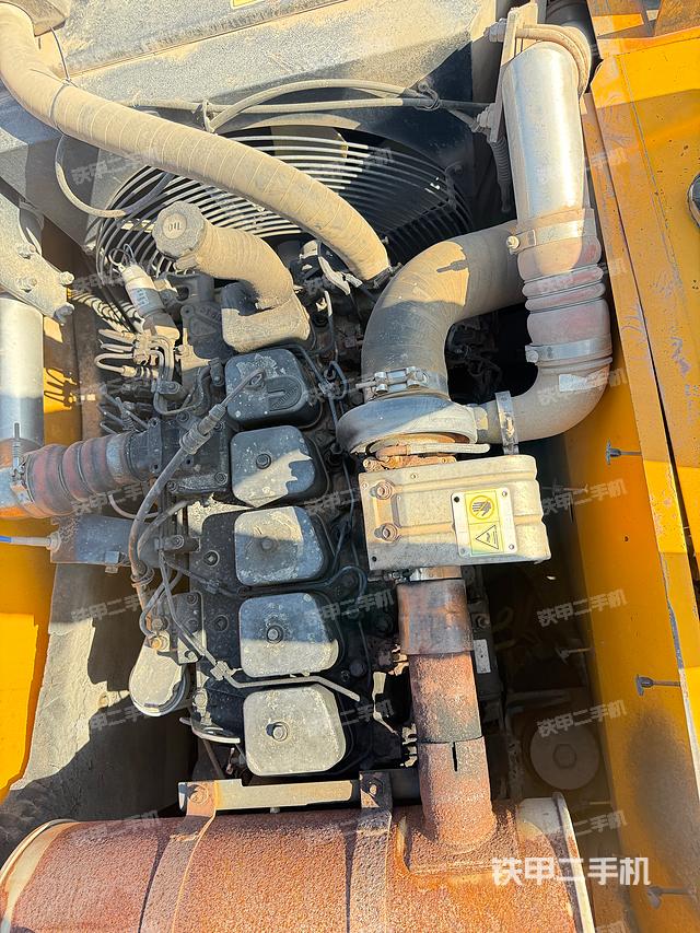 發(fā)動(dòng)機(jī)整體俯視（整機(jī)外觀）