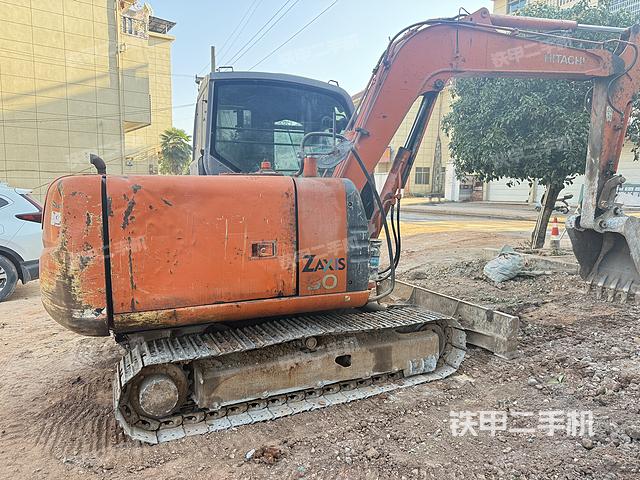 整機(jī)右后45°（整機(jī)外觀）