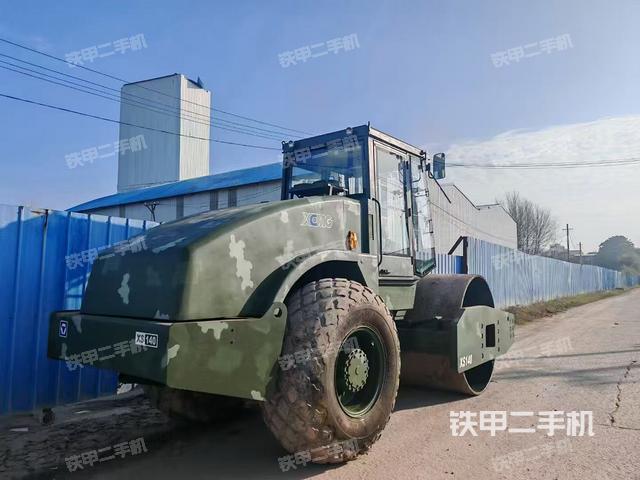 整機右后45°（設(shè)備外觀及核心部件）