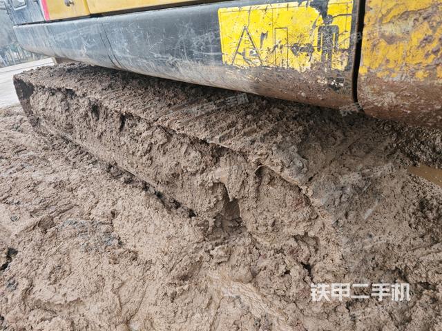 右侧履带整体（行走机构）