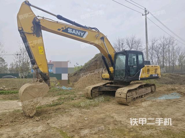 三一重工SY215C挖掘机