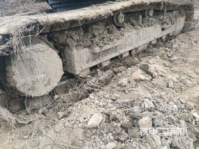 单侧履带整体（整机外观）