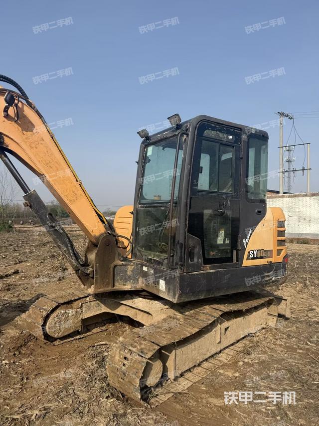 驾驶室整体（整机外观）