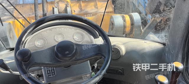 驾驶室操作台（整机外观及大件）