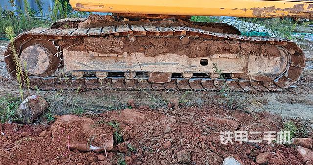 单侧履带整体（整机外观）