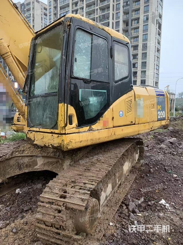 小松PC200-7挖掘机