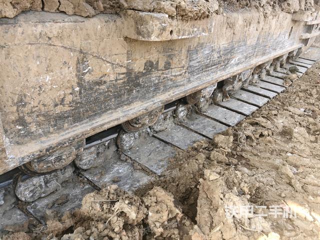 右侧履带整体（行走机构）