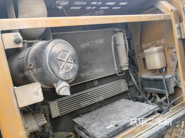 散熱器正面（大件艙室）