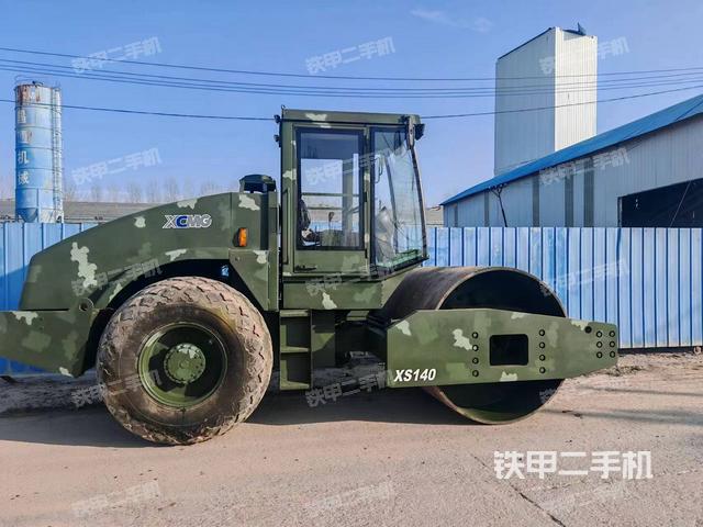 整機左側(cè)（設(shè)備外觀及核心部件）