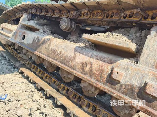 單側履帶整體（整機外觀）